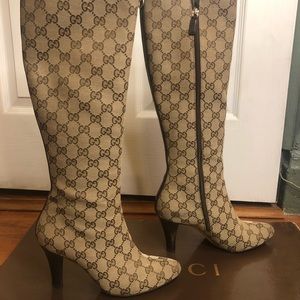 SOLD! Gucci print boots vintage